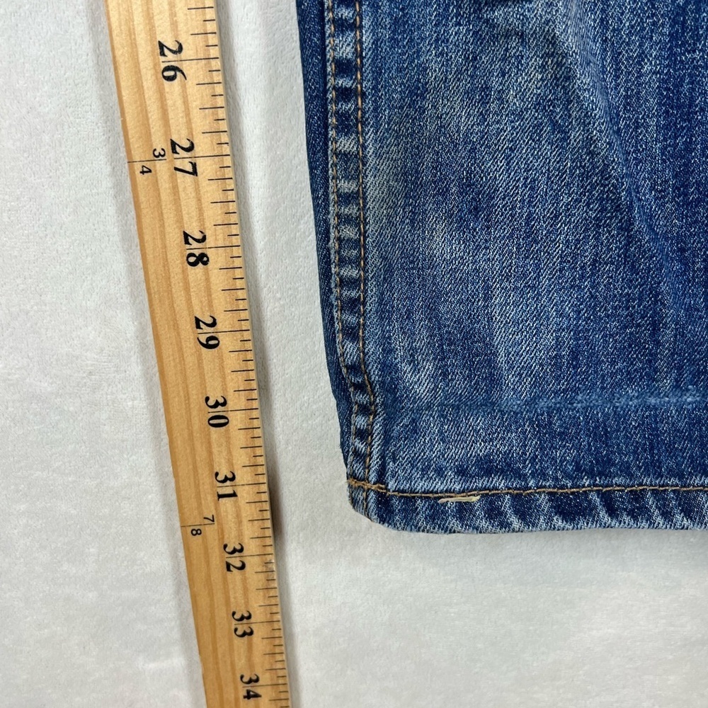 Burberry London Medium Wash 34W 32L Premium Denim Jeans Back Pock Logo Buttons - Picture 13 of 13